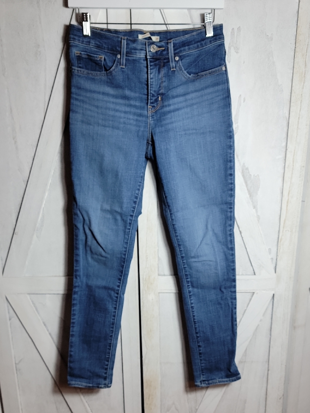 Levi's 311 Shaping Skinny Jeans Size 27